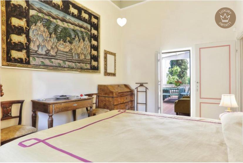 4bdrm Elegant Apartm In Private Estate, Shared Swimmingpool, Maze Garden Florença